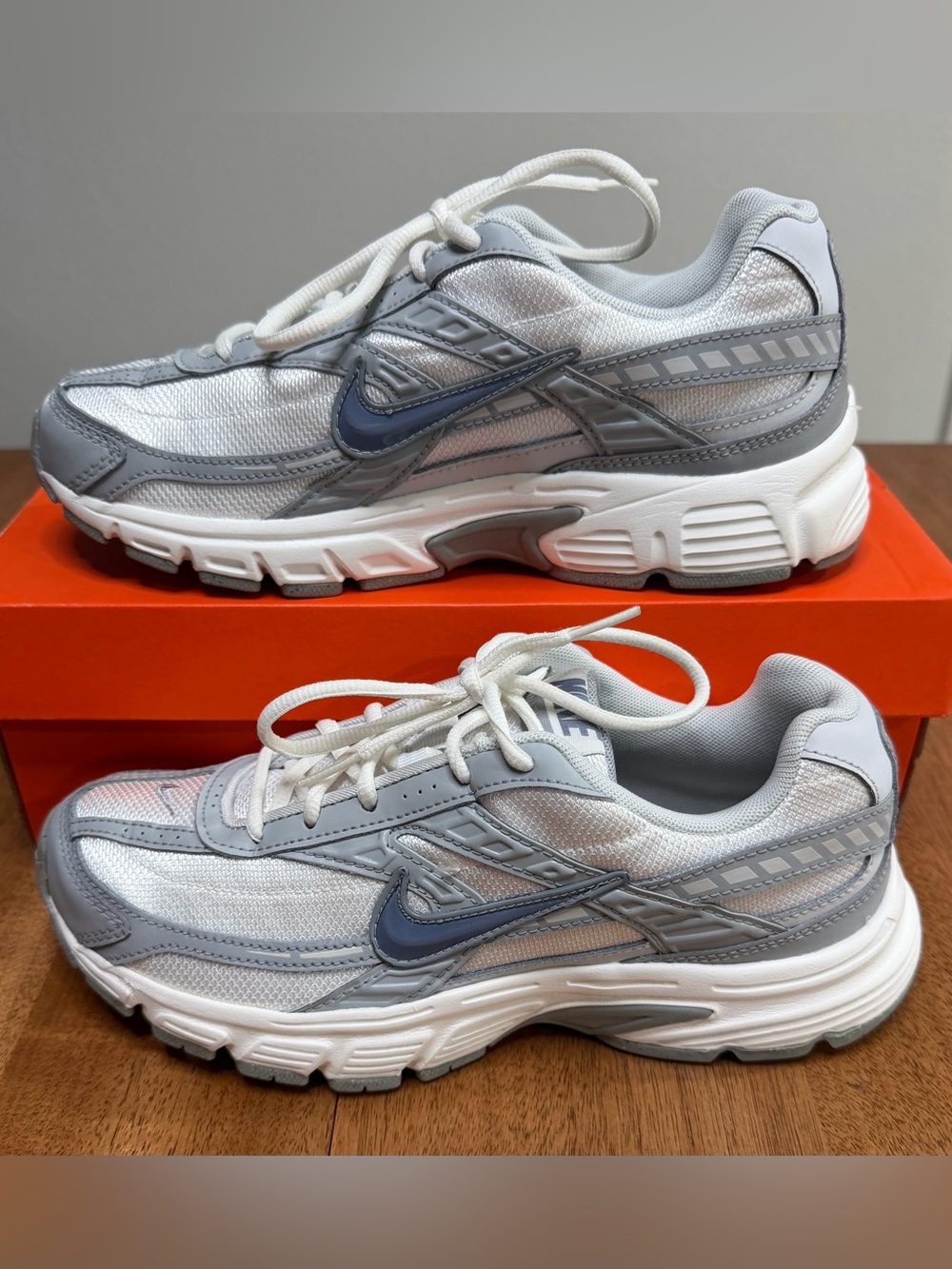 Nike - Women’s Initiator Training Shoes | White & Gray | # HQ1511 121 | Size 8.5